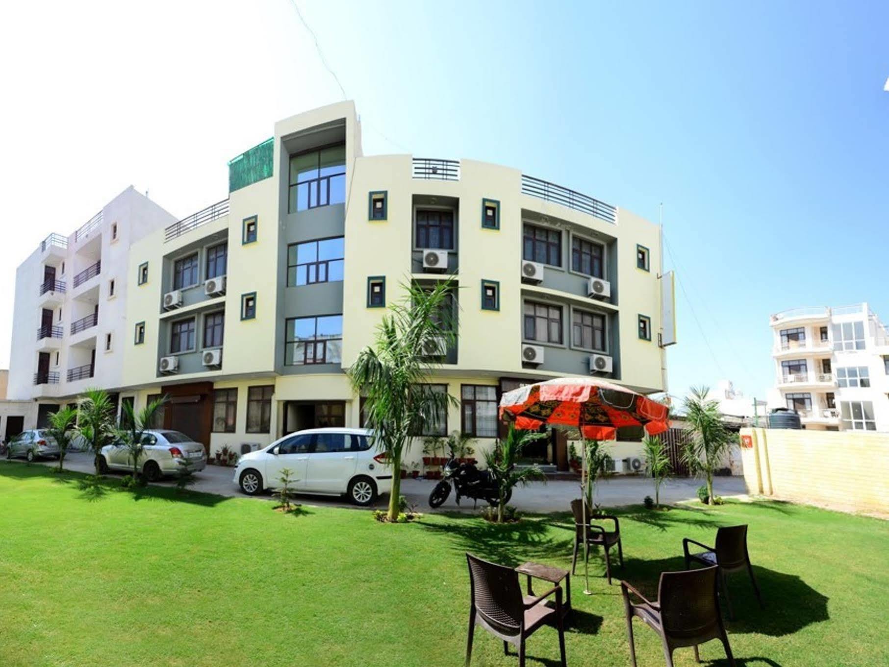 Hotel Olive & Blue - Govt Approved Hotel Near Delhi Airport New Delhi Ngoại thất bức ảnh
